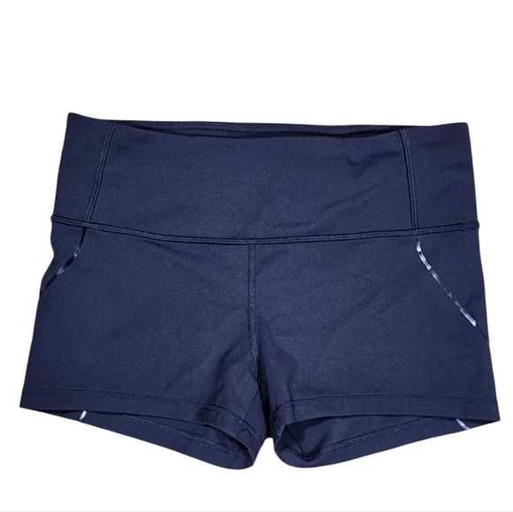 Lululemon Quick Pace Short 2.5" Inseam Womens Size 8 - Picture 3 of 9